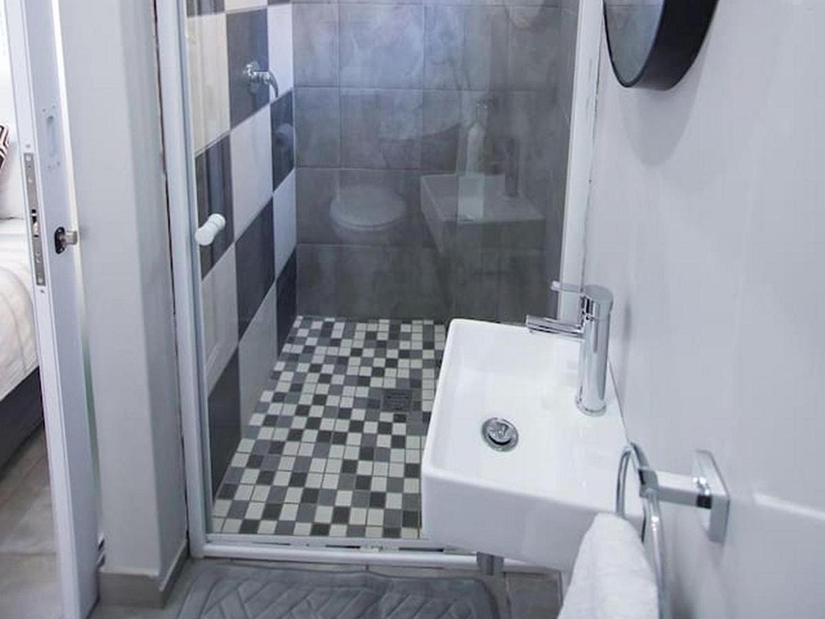 Studio On Bourdeaux Пароу Екстериор снимка