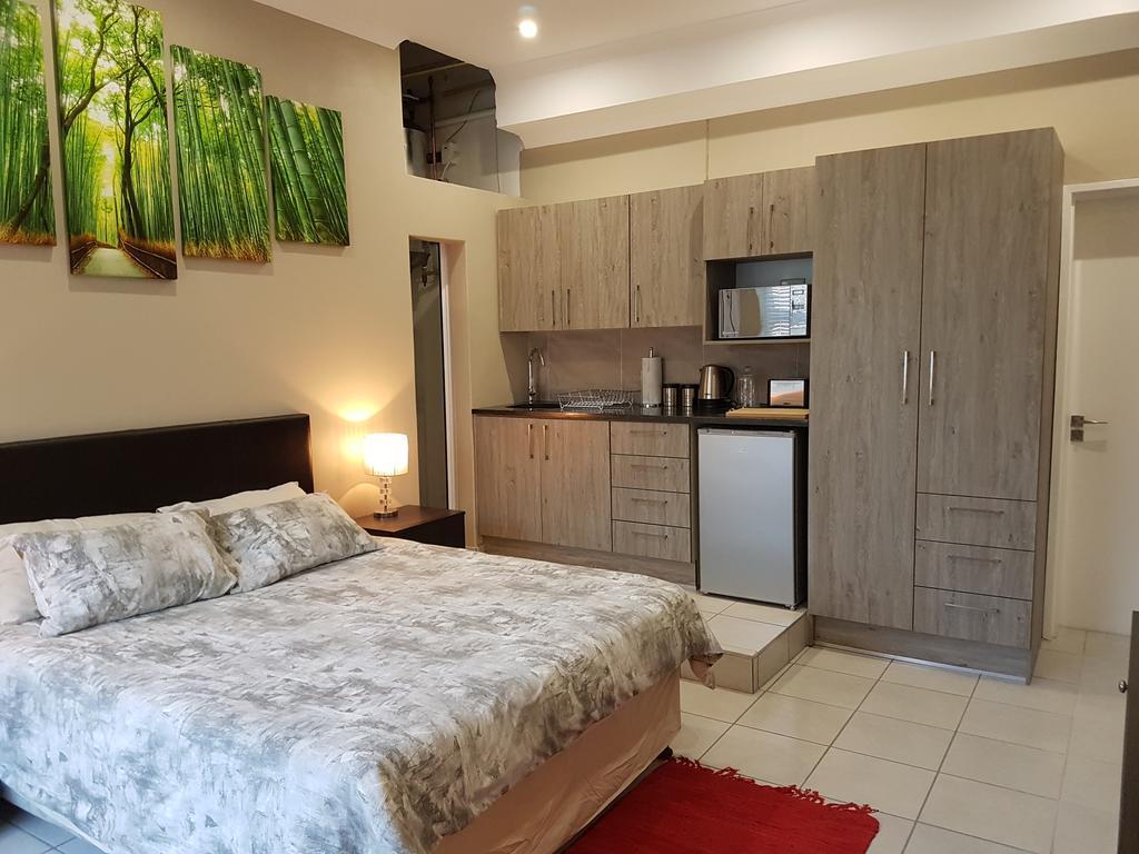 Studio On Bourdeaux Пароу Екстериор снимка